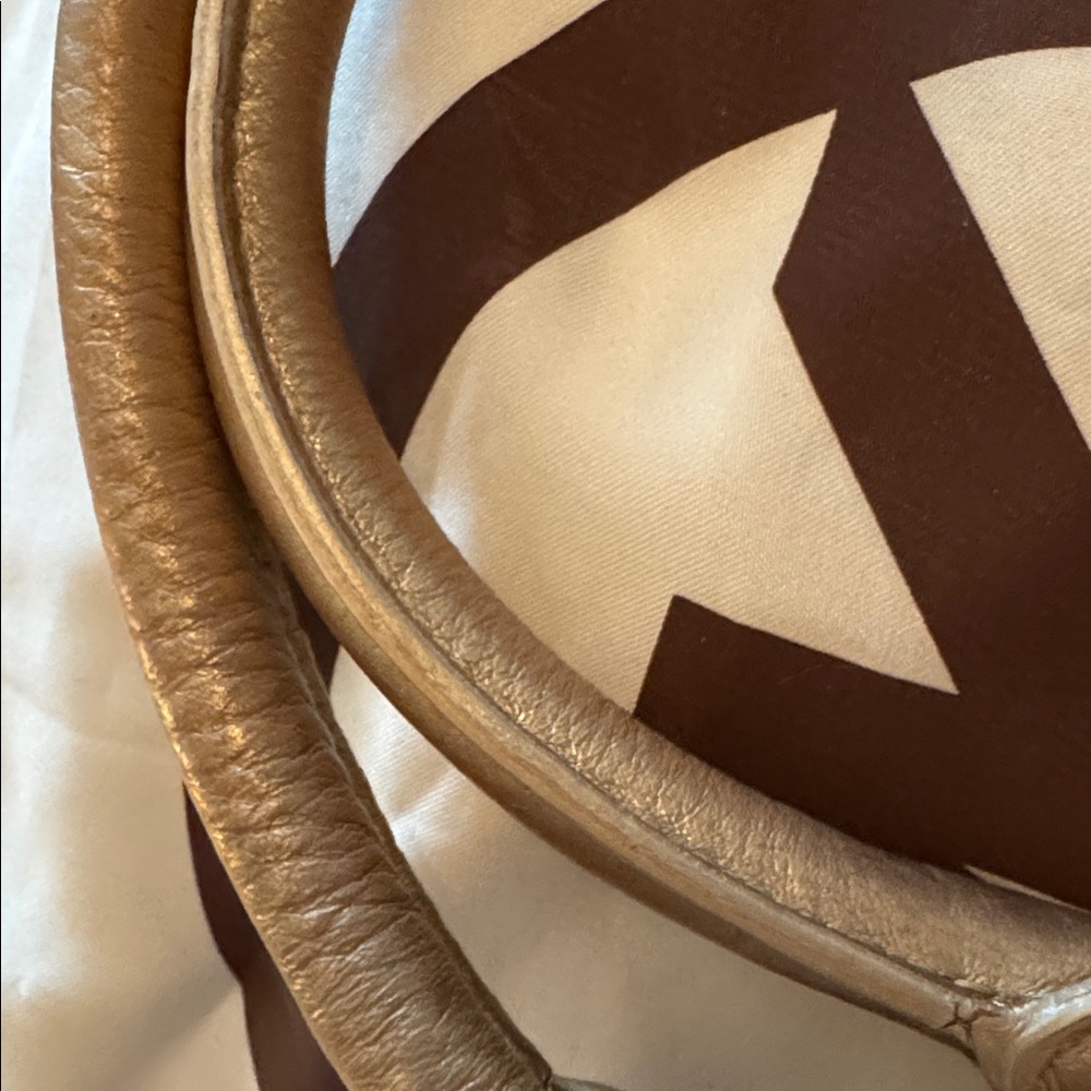 Michael Kors Gold Women's Shoulder Bag - Picture 7 of 8